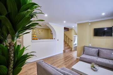 Фотографии Отель Jasmine Hotel г. Нур-Султан (Казахстан) №1 Фото Отель Jasmine Hotel г. Нур-Султан 1