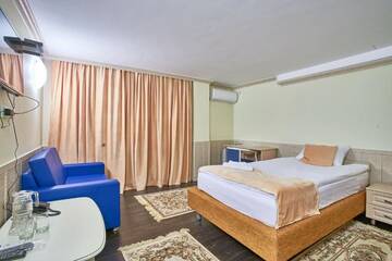 Фото номера Стандартный одноместный номер Отель Jasmine Hotel г. Нур-Султан 14