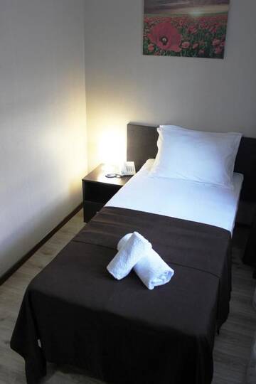 Фото номера Стандартный одноместный номер с душем Отель Otyrar Hotel г. Нур-Султан 3