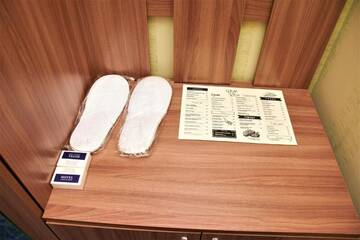 Фото номера Двухместный номер с 2 отдельными кроватями Отель Royal M г. Нур-Султан 17