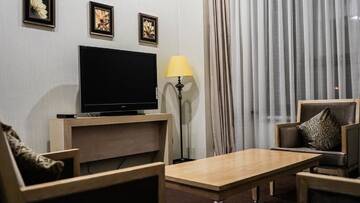 Фото номера Люкс с кроватью размера «king-size» Отель JB hotel г. Нур-Султан 8