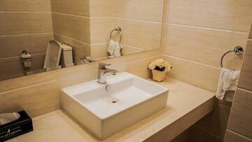 Фото номера Бизнес-люкс Отель JB hotel г. Нур-Султан 2