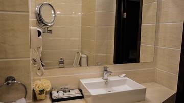 Фото номера Бизнес-люкс Отель JB hotel г. Нур-Султан 3