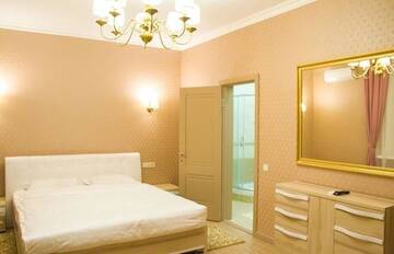 Фото номера Большой двухместный номер с 1 кроватью Отель Altyn Hotel г. Нур-Султан 7
