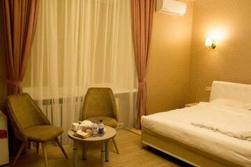 Фото номера Большой двухместный номер с 1 кроватью Отель Altyn Hotel г. Нур-Султан 5