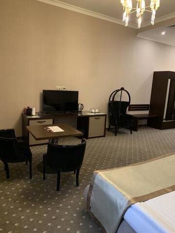 Фото номера Большой двухместный номер с 1 кроватью Отель MyLINE relax complex г. Нур-Султан 2