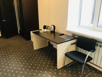 Фото номера Двухместный номер с 2 отдельными кроватями Отель MyLINE relax complex г. Нур-Султан 2