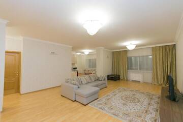 Фото номера Улучшенные апартаменты Апартаменты Apartments on Dostyk 5 г. Нур-Султан 14