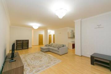Фото номера Улучшенные апартаменты Апартаменты Apartments on Dostyk 5 г. Нур-Султан 13