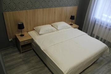 Фото номера Двухместный номер с 1 кроватью или 2 отдельными кроватями Отель Hotel Inju Hills г. Нур-Султан 5