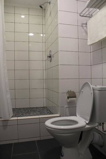 Фото номера Двухместный номер с 1 кроватью Отель Hotel Inju Hills г. Нур-Султан 2