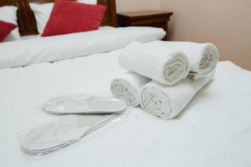 Фото номера Стандартный номер с кроватью размера &quot;king-size&quot; Отель Azat Hotel г. Нур-Султан 4