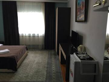 Фото номера Просторный двухместный номер с 2 отдельными кроватями Отель Mini-Hotel Pulsar г. Нур-Султан 16