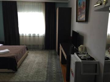 Фото номера Просторный двухместный номер с 2 отдельными кроватями Отель Mini-Hotel Pulsar г. Нур-Султан 6