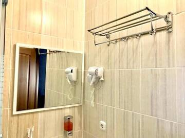 Фото номера Просторный двухместный номер с 2 отдельными кроватями Отель Mini-Hotel Pulsar г. Нур-Султан 9