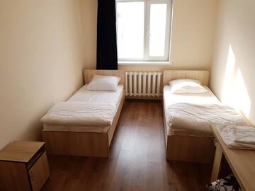 Фото номера Двухместный номер с 2 отдельными кроватями Хостелы Hostel Nomad 4x4 г. Нур-Султан 8