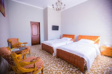 Фото номера Бюджетный двухместный номер с 2 отдельными кроватями Отель Boutique Hotel Tomiris г. Нур-Султан 3