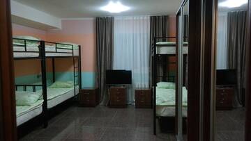 Фото номера Кровать в общем 6-местном номере Хостелы Astana Best Hostel г. Нур-Султан 8