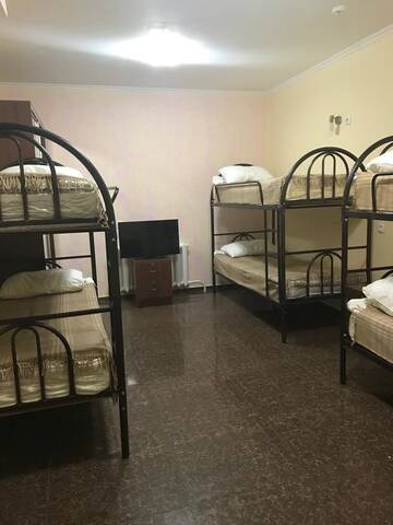 Фото номера Кровать в общем 6-местном номере Хостелы Astana Best Hostel г. Нур-Султан 9
