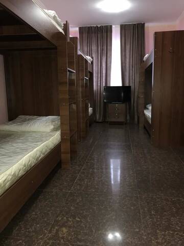 Фото номера Кровать в общем 6-местном номере Хостелы Astana Best Hostel г. Нур-Султан 3