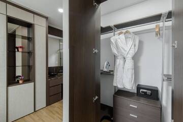 Фото номера Апартаменты Делюкс Отель Elite Apart-Hotel г. Нур-Султан 11