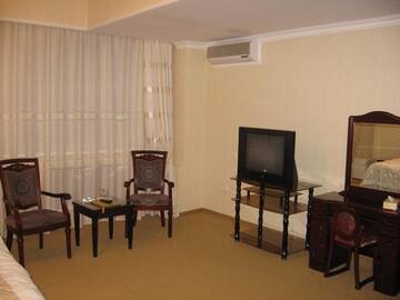 Фото номера Двухместный номер с 1 кроватью Отель Hotel Botakoz г. Нур-Султан 9