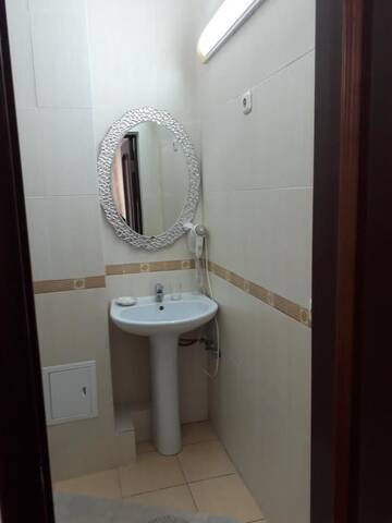 Фото номера Двухместный номер Делюкс с 1 кроватью Отель Hotel Botakoz г. Нур-Султан 9