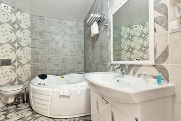 Фото номера Номер Делюкс Отель AYKUN Hotel г. Нур-Султан 4