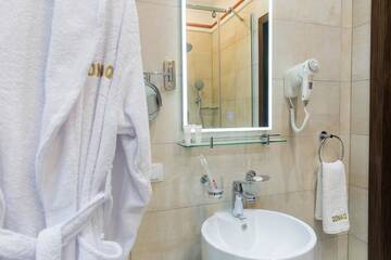 Фото номера Люкс Отель QonaQ hotel г. Нур-Султан 6