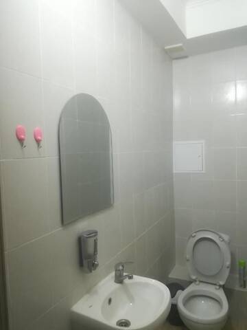 Фото номера Общий номер для женщин с 6 кроватями Хостелы Makenty House Hostel г. Нур-Султан 9