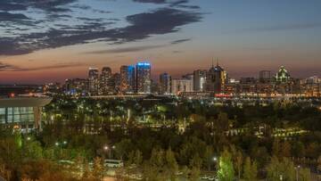 Фото номера Двухместный номер Делюкс с 2 отдельными кроватями Отель The St. Regis Astana г. Нур-Султан 6