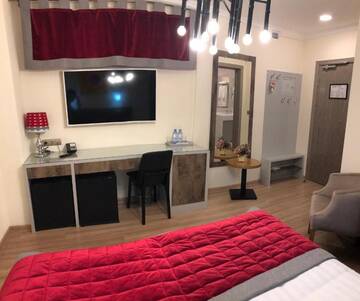 Фото номера Люкс с 1 спальней Отель Grace Point Hotel г. Нур-Султан 17