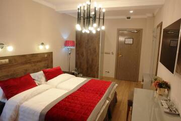 Фото номера Люкс с 1 спальней Отель Grace Point Hotel г. Нур-Султан 21