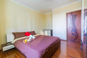 Фото номера Апартаменты с 2 спальнями Апартаменты Lazurnyi apartment in the center of Nur-sultan г. Нур-Султан 9