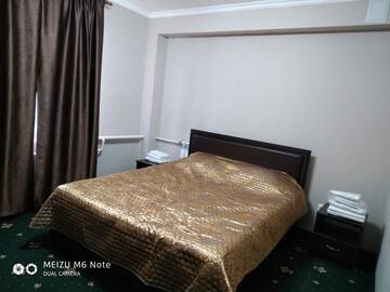 Фото номера Стандартный двухместный номер с 1 кроватью Отель Гостиница QAINAR HOTEL г. Нур-Султан 3