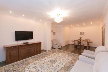 Фото номера Апартаменты с 1 спальней Апартаменты Diplomat Apartment on Sarayshyq st 34 г. Нур-Султан 9