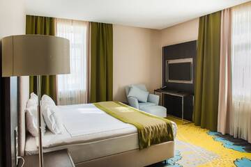 Фото номера Номер с кроватью размера «queen-size» Отель The ONE Hotel Astana г. Нур-Султан 5