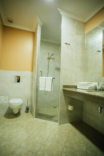 Фото номера Двухместный номер с 2 отдельными кроватями Отель Hotel Aner г. Нур-Султан 11