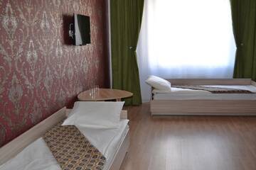 Фото номера Стандартный трехместный номер Отель Hotel Alash г. Нур-Султан 8