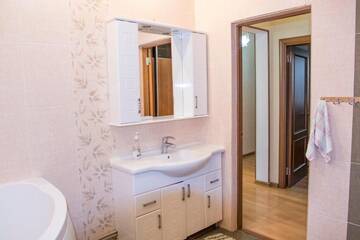 Фото номера Апартаменты с 3 спальнями Апартаменты Apartment on Momyshuly г. Нур-Султан 24