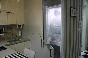 Фото номера Апартаменты с балконом Апартаменты Mr.Nice Apart-Hotel Highvill г. Нур-Султан 31