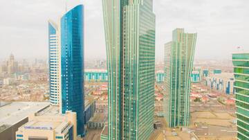Фото номера Двухместный номер с 1 кроватью Апартаменты Apartments Severnoe Siyanie A Class г. Нур-Султан 15