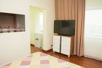 Фото номера Двухместный номер с 1 кроватью Апартаменты Apartments Severnoe Siyanie A Class г. Нур-Султан 5