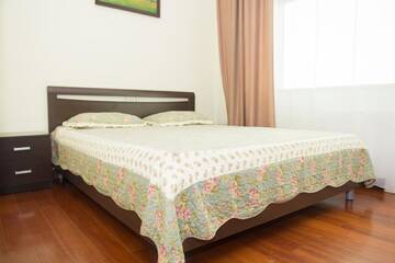Фото номера Двухместный номер с 1 кроватью Апартаменты Apartments Severnoe Siyanie A Class г. Нур-Султан 3