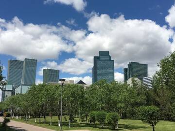 Фото номера Двухместный номер с 1 кроватью Апартаменты Apartments Severnoe Siyanie A Class г. Нур-Султан 13