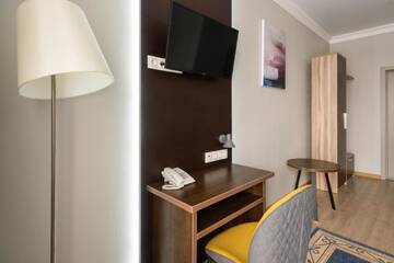 Фото номера Двухместный номер с 1 кроватью и балконом Отель NCityHotel г. Нур-Султан 4