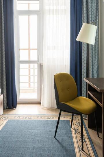 Фото номера Двухместный номер с 1 кроватью и балконом Отель NCityHotel г. Нур-Султан 5