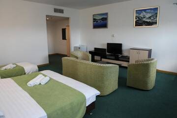 Фото номера Люкс Отель AirportHotel г. Нур-Султан 4