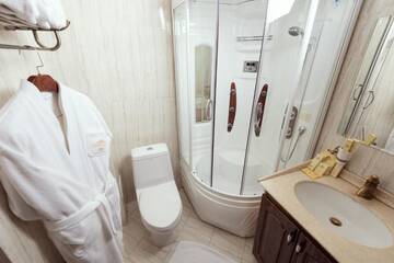 Фото номера Двухместный номер Делюкс с 1 кроватью Отель Boutique Hotel Traditional г. Нур-Султан 25