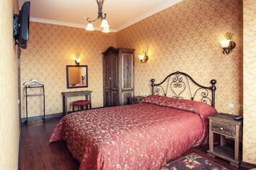 Фото номера Стандартный двухместный люкс с 1 кроватью Отель Boutique Hotel Traditional г. Нур-Султан 6